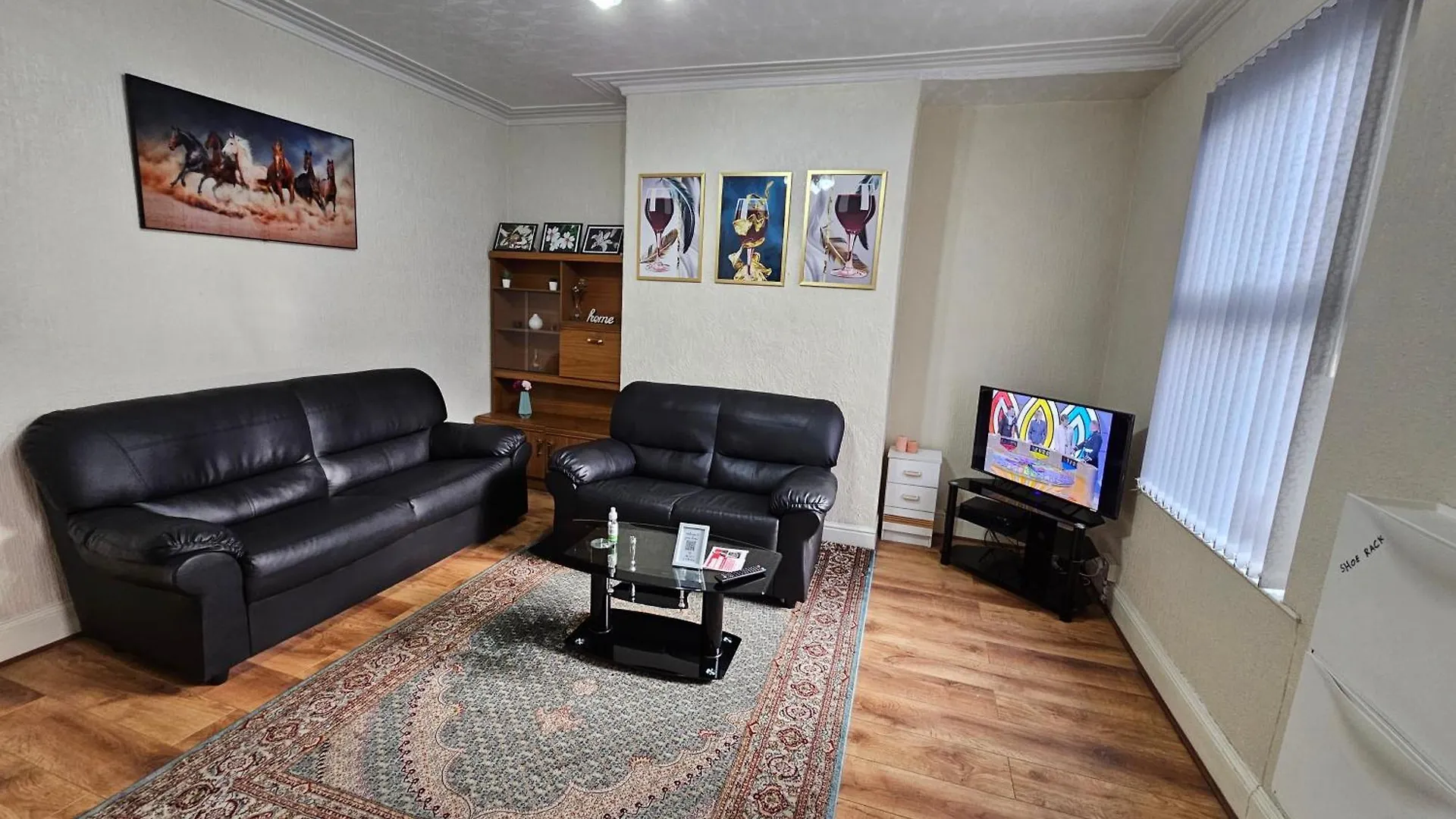 Pensjonat Homely Double Bed, Tv, Wi-Fi And Garden Leeds