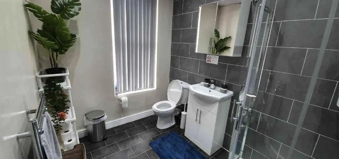 招待所 Homely Double Bed, Tv, Wi-Fi And Garden 利兹
